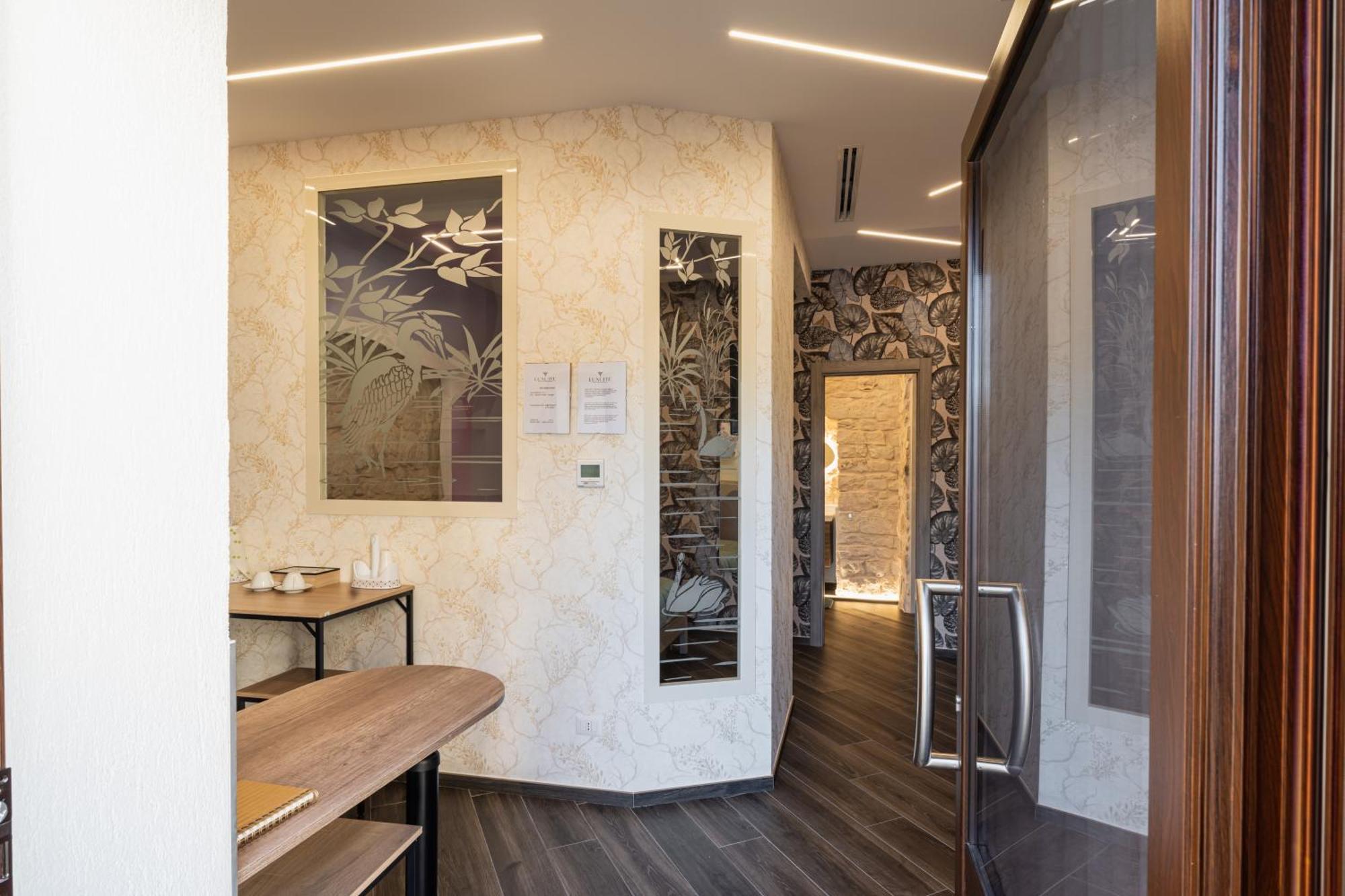 Luxuite Spa Con Piscina E Jacuzzi Alberobello Eksteriør billede